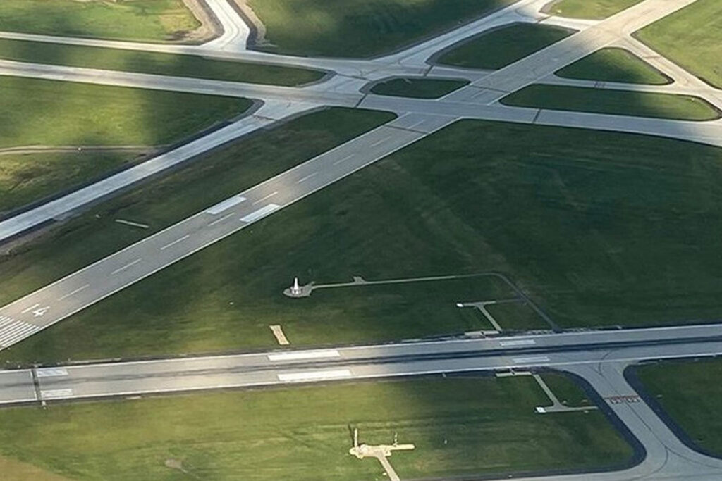 Dane County Airport Runway